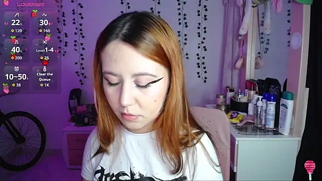 Snapshot of _codeline chatting on 11-11-25, 04:12 codeline online show from 11-11-25, 04:12