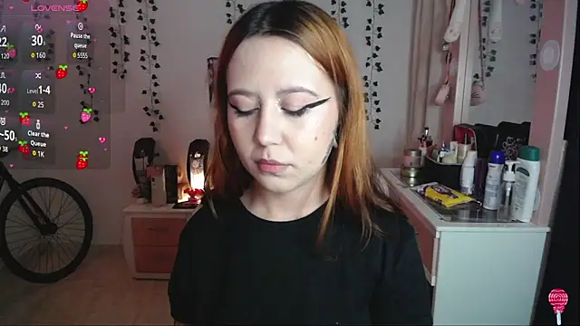 Snapshot of _codeline chatting on 11-13-25, 04:33 codeline online show from 11-13-25, 04:33