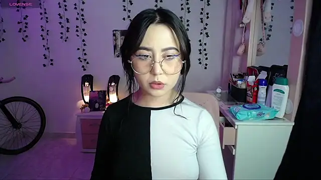 Snapshot of _codeline chatting on 11-27-25, 04:58 codeline online show from 11-27-25, 04:58