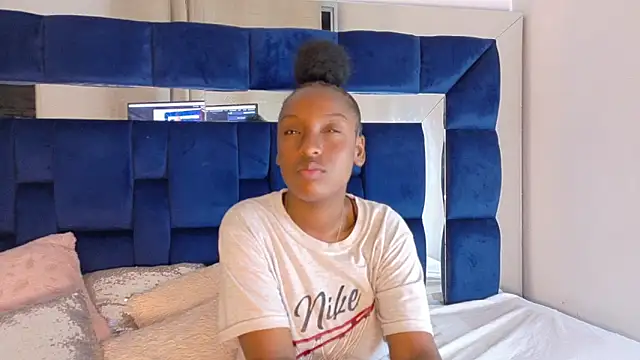 Snapshot of adry_moris chatting on 03-20-25, 03:45 adry moris online show from 03-20-25, 03:45