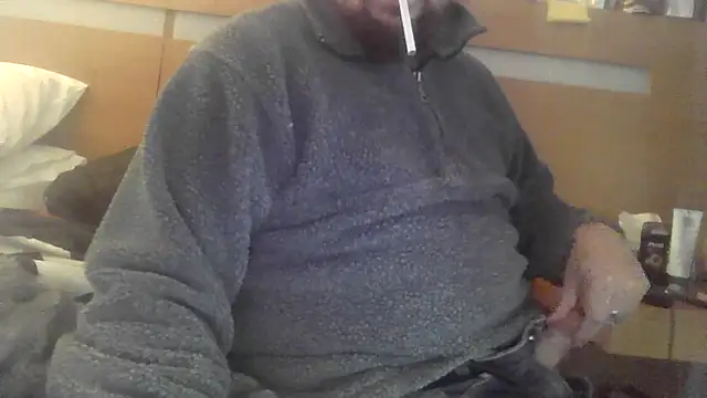 Snapshot of yourcourage1 chatting on 02-01-26, 01:59 yourcourage1 online show from 02-01-26, 01:59