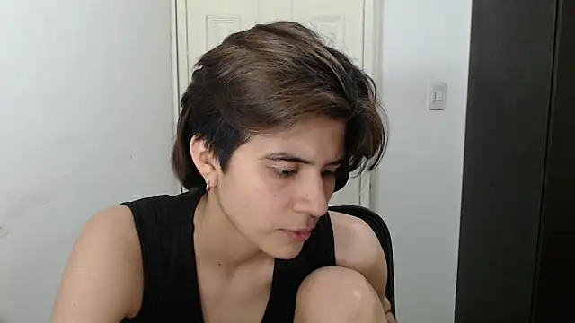 Dha lia0 online show from 01-27-25, 03:37