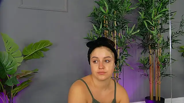 Snapshot of PatriciaSpice chatting on 09-17-25, 05:09 PatriciaSpice online show from 09-17-25, 05:09