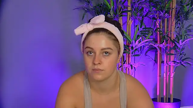 Snapshot of PatriciaSpice chatting on 10-14-25, 04:35 PatriciaSpice online show from 10-14-25, 04:35