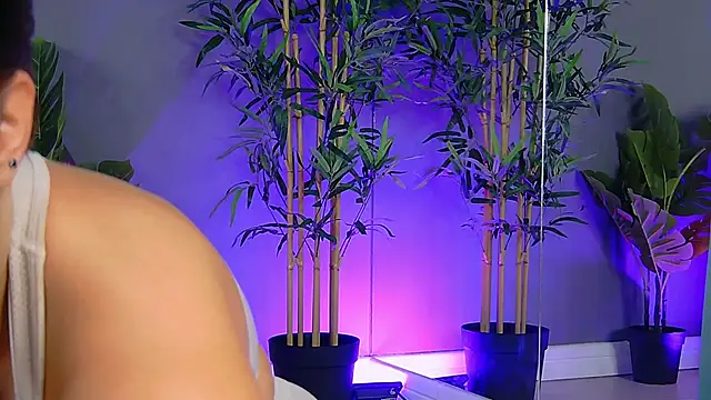 Snapshot of PatriciaSpice chatting on 10-27-25, 05:22 PatriciaSpice online show from 10-27-25, 05:22