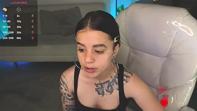 Nicole Foxx  online show from 02-06-26, 08:01