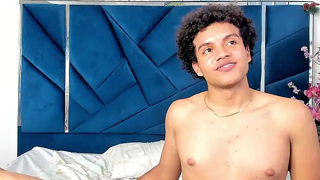 Snapshot of DanteAndKyle chatting on 01-23-25, 06:35 DanteAndKyle online show from 01-23-25, 06:35