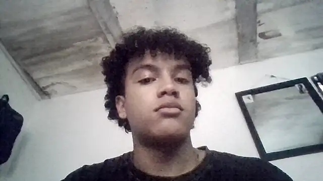 Snapshot of DanteAndKyle chatting on 10-11-25, 06:50 DanteAndKyle online show from 10-11-25, 06:50