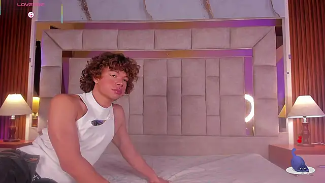 Snapshot of DanteAndKyle chatting on 11-27-25, 10:45 DanteAndKyle online show from 11-27-25, 10:45