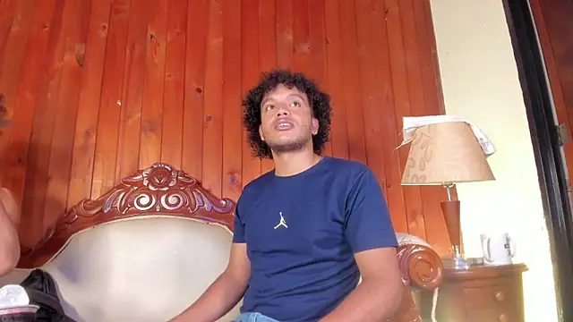 Snapshot of DanteAndKyle chatting on 12-18-25, 10:38 DanteAndKyle online show from 12-18-25, 10:38