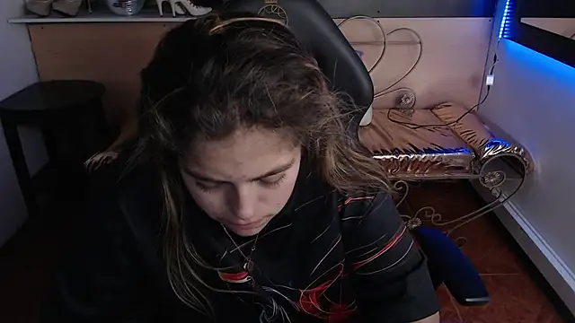 Kitten Cam online show from 10-17-25, 03:42