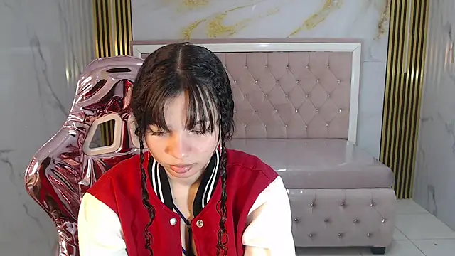 Snapshot of shalon_diaz_s chatting on 02-20-25, 01:08 shalon diaz s online show from 02-20-25, 01:08