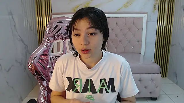 Snapshot of shalon_diaz_s chatting on 02-22-25, 01:13 shalon diaz s online show from 02-22-25, 01:13