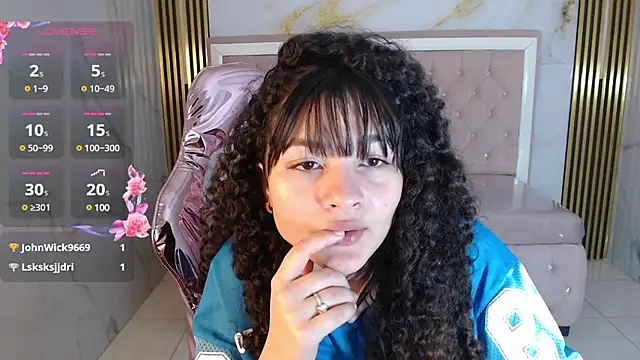 Snapshot of shalon_diaz_s chatting on 02-25-25, 11:11 shalon diaz s online show from 02-25-25, 11:11