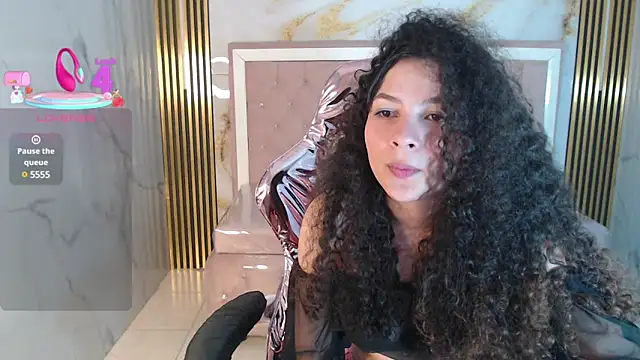 Snapshot of shalon_diaz_s chatting on 03-15-25, 04:21 shalon diaz s online show from 03-15-25, 04:21