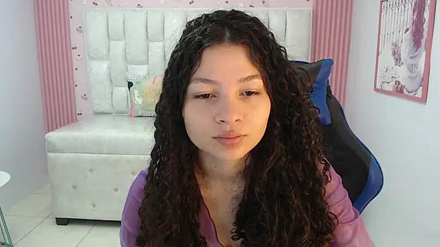 Snapshot of shalon_diaz_s chatting on 09-09-25, 12:59 shalon diaz s online show from 09-09-25, 12:59