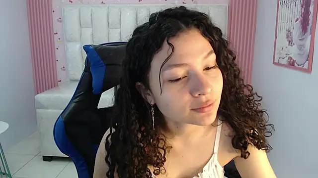 Snapshot of shalon_diaz_s chatting on 09-10-25, 01:00 shalon diaz s online show from 09-10-25, 01:00