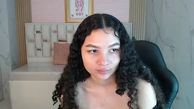 Snapshot of shalon_diaz_s chatting on 09-13-25, 01:22 shalon diaz s online show from 09-13-25, 01:22