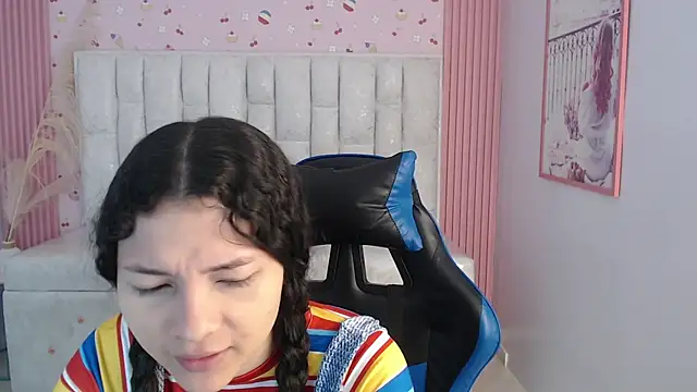 Snapshot of shalon_diaz_s chatting on 10-16-25, 01:23 shalon diaz s online show from 10-16-25, 01:23