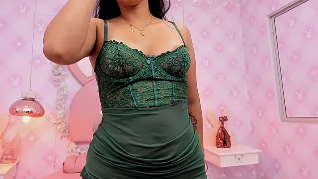 LIA SWAN  online show from 11-28-25, 04:26