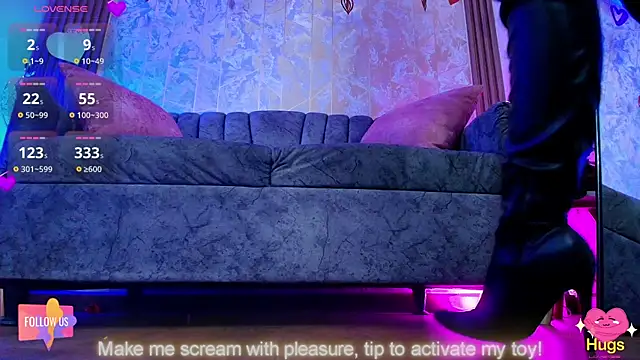 Aurora thomas  1 online show from 02-17-25, 02:37