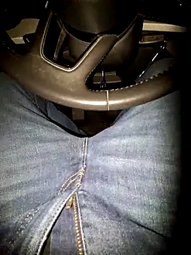 Snapshot of Nzino1983 chatting on 03-14-26, 11:32 Nzino1983 online show from 03-14-26, 11:32