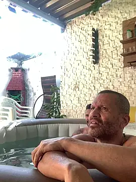 grossocalibre20 online show from 04-13-26, 05:51