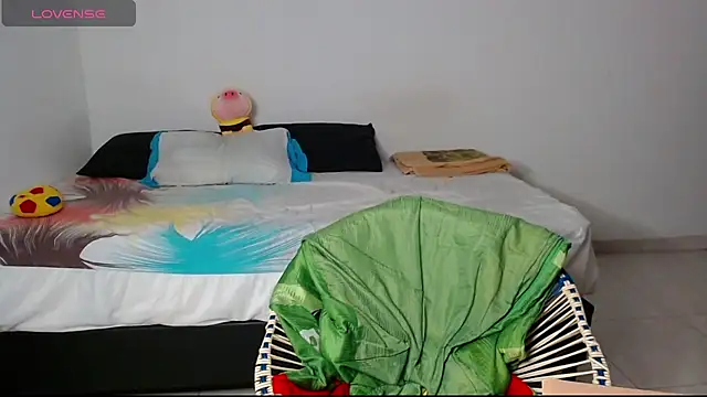cute mathew online show from 03-04-25, 02:49