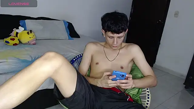 cute mathew online show from 03-20-25, 04:18
