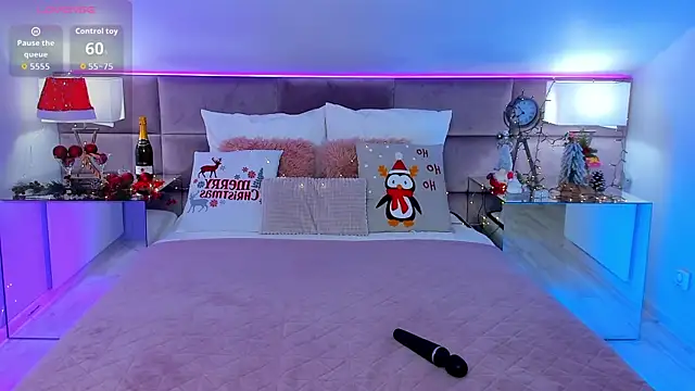 SusanBlair online show from 12-17-25, 01:28