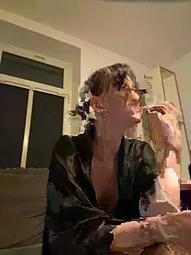 Ciara2004 online show from 11-21-25, 04:38