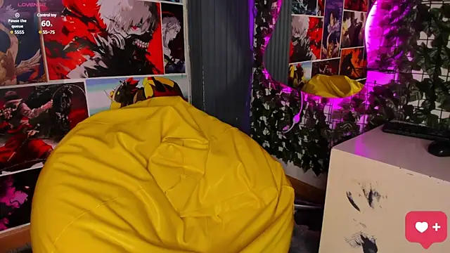 Snapshot of Zoe_Cheshire chatting on 01-30-25, 08:01 Zoe Cheshire online show from 01-30-25, 08:01