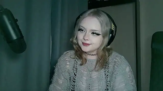 Electro doll online show from 02-11-25, 03:08