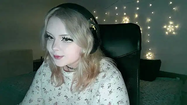 Electro doll online show from 02-13-25, 11:06