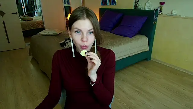Snapshot of ReginaSparkle chatting on 03-22-25, 03:20 ReginaSparkle online show from 03-22-25, 03:20