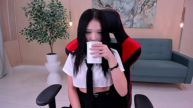 Snapshot of AnneCurtis chatting on 02-25-25, 12:34 AnneCurtis online show from 02-25-25, 12:34