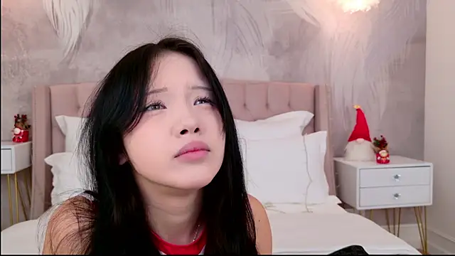 Snapshot of AnneCurtis chatting on 12-14-25, 03:01 AnneCurtis online show from 12-14-25, 03:01