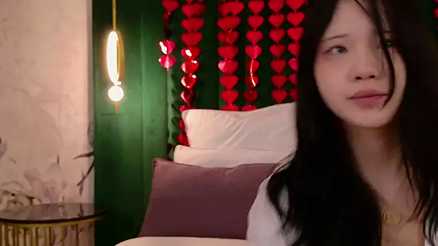 Snapshot of AnneCurtis chatting on 02-13-26, 03:02 AnneCurtis online show from 02-13-26, 03:02