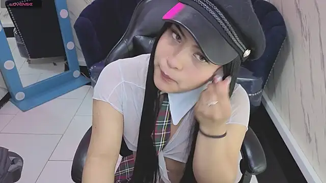 Paulette v online show from 10-02-25, 01:07