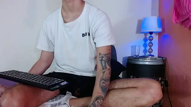 Cristian white online show from 03-06-26, 10:50