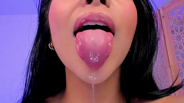 sophierooy22 online show from 01-03-25, 01:16