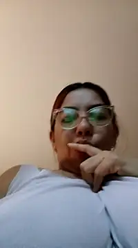 brithany olson25 online show from 02-13-25, 10:55