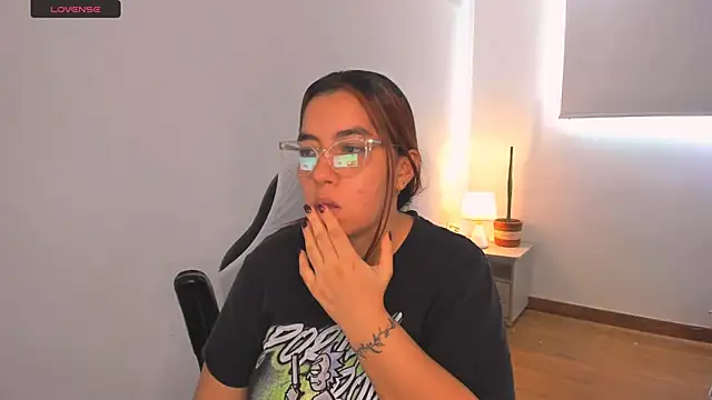 brithany olson25 online show from 03-05-25, 12:55