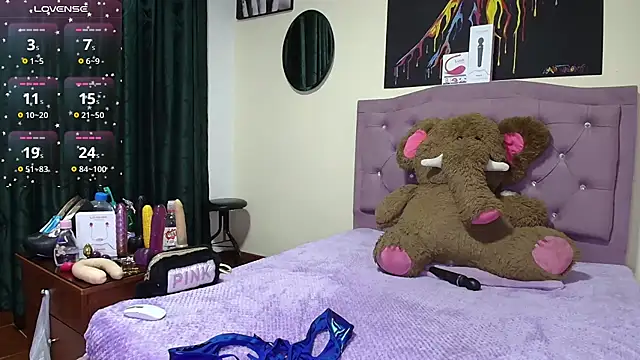 Emmie Hot online show from 02-03-26, 12:10