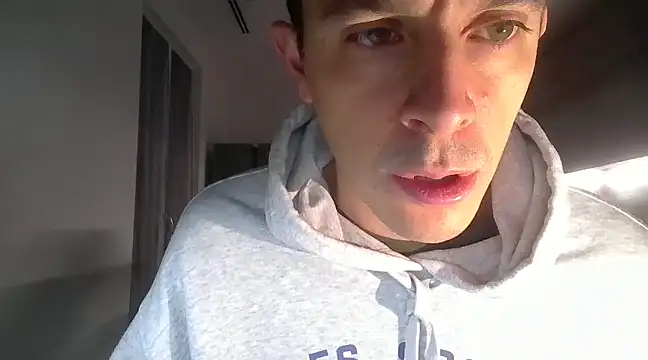 Snapshot of Masterclassyfeet chatting on 02-03-25, 10:00 Masterclassyfeet online show from 02-03-25, 10:00