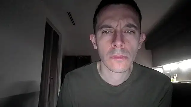 Snapshot of Masterclassyfeet chatting on 02-19-25, 09:36 Masterclassyfeet online show from 02-19-25, 09:36