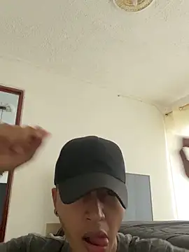 Snapshot of Diegosavage3 chatting on 02-19-25, 09:03 Diegosavage3 online show from 02-19-25, 09:03