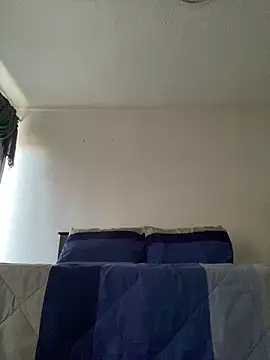 Snapshot of Diegosavage3 chatting on 09-10-25, 09:15 Diegosavage3 online show from 09-10-25, 09:15