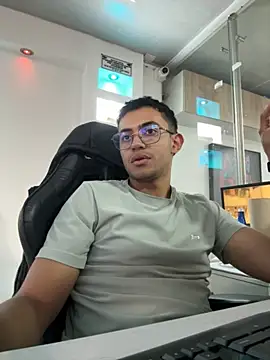 Thonny-becker online show from 10-19-25, 10:32