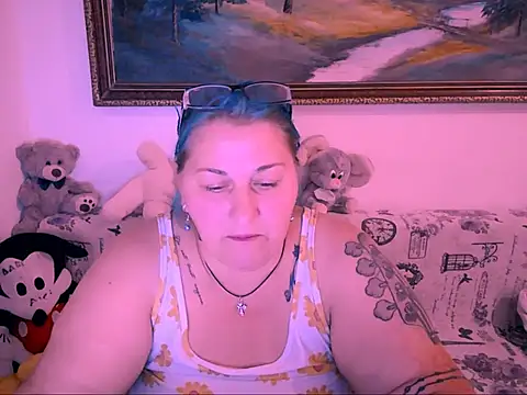 Snapshot of mayamayx chatting on 09-19-25, 07:36 mayamayx online show from 09-19-25, 07:36